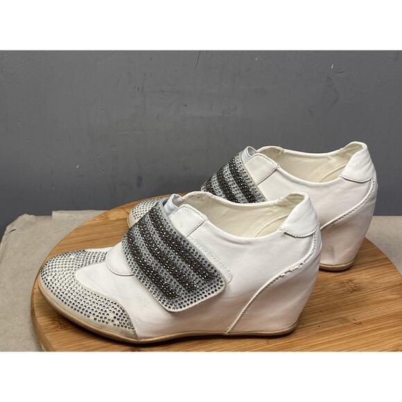 LADY GODIVA Phoebe Embellished Wedge‎ Shoe Womens 7.5 White Sneaker - Picture 2 of 11